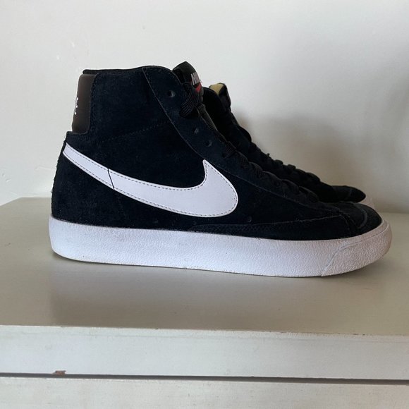 Nike Blazer Mid ’77 Suede Retro high top | BLACK WITH WHITE - Picture 4 of 4